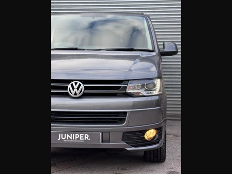 Volkswagen Transporter 2.0 BiTDI T32 Highline Panel Van 4dr Diesel DSG L1 H1 (214 g/km, 178 bhp) 11