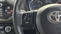 Toyota Yaris 1.5 VVT-h Icon Tech Hatchback 5dr Petrol Hybrid E-CVT Euro 6 (s/s) (100 ps) 33