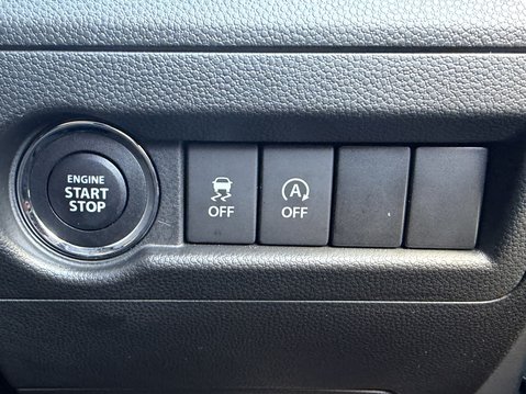 Suzuki Ignis 1.2 Dualjet SZ5 5dr Auto 34