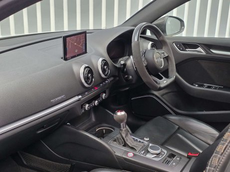 Audi RS3 2.5 TFSI Sportback 5dr Petrol S Tronic quattro Euro 6 (s/s) (400 ps) 4