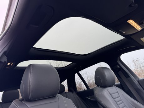 Mercedes-Benz E Class E300 DE AMG Line Night Edition Premium Plus Auto Estate Diesel Hybrid PHEV 2