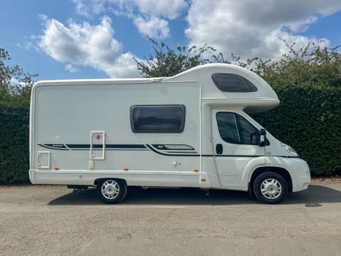 Bessacarr E 5 Berth | 4 Belts | Dinette | Rear Kitchen| Side Bathroom | Vanlux 4