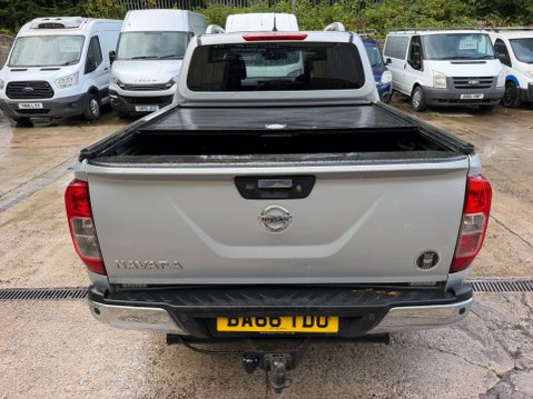 Nissan Navara 2.3 dCi Tekna Pickup Double Cab 4dr Diesel Auto 4WD Euro 6 (190 ps) 12