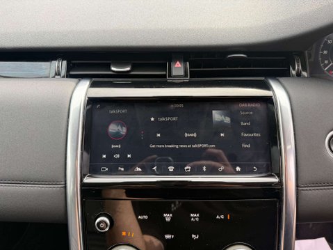 Land Rover Discovery Sport 2.0 Discovery Sport SE Auto 4WD 5dr 45