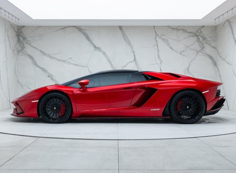 Lamborghini Aventador S LP 740-4 ROADSTER 7
