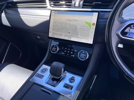 Jaguar F-Pace 2.0 D200 MHEV R-Dynamic HSE Auto AWD Euro 6 (s/s) 5dr 93