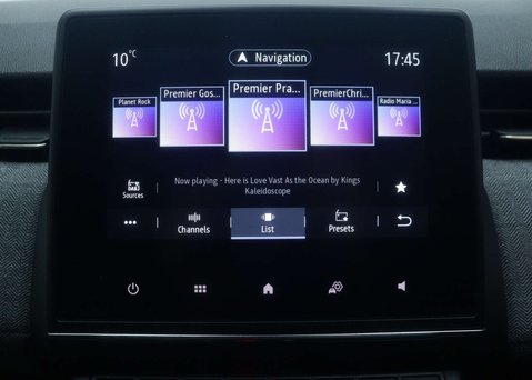 Renault Clio 1.6 Clio Techno E-Tech HEV Auto 5dr 22