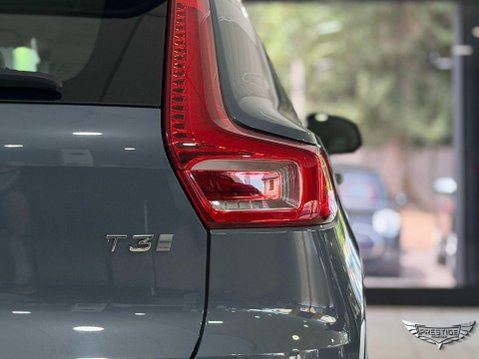 Volvo XC40 1.5 T3 Inscription Auto Euro 6 (s/s) 5dr 8