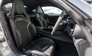 Mercedes-Benz AMG GT R GT R 12