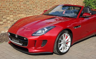 Jaguar F-Type V6 S Convertible 9