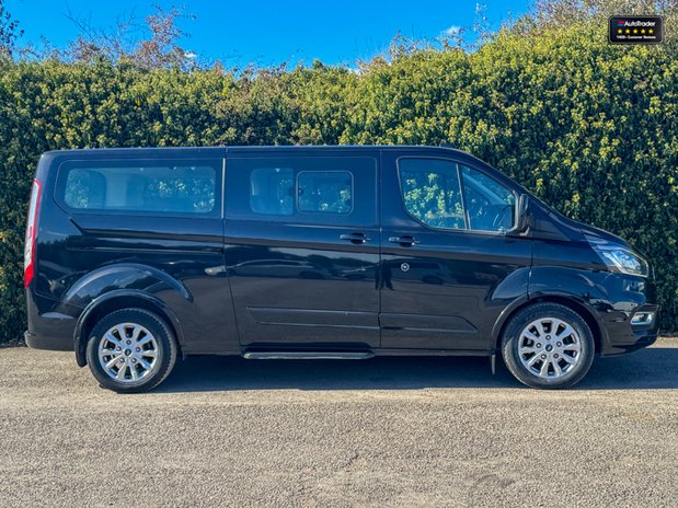 Ford Tourneo Custom (Sold) 320 | Titanium | L2| 9 Seater| Manual | Euro 6 | £19,158 + vat 5