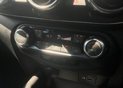 Nissan Juke DIG-T TEKNA PLUS 20