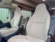 Auto-Trail Comanche Frontier|4 Berth|2 Belts|AUTO|Rear Single Beds|Hab 8