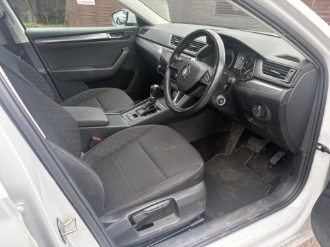 Skoda Superb S TDI DSG 13