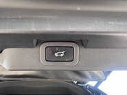 Land Rover Discovery SDV6 HSE LUXURY 11