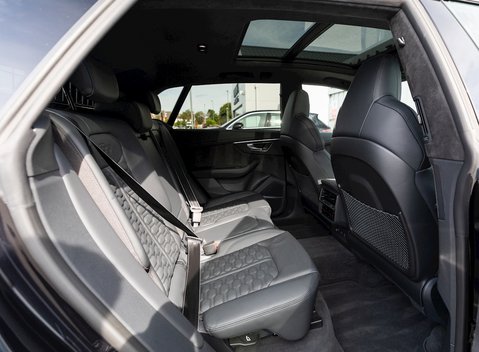 Audi RS Q8 Vorsprung 16