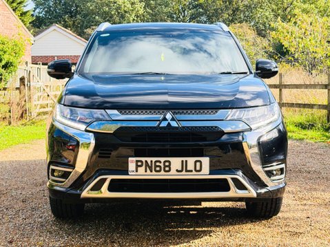 Mitsubishi Outlander 2.4h TwinMotor 13.8kWh 4h SUV 5dr Petrol Plug-in Hybrid CVT 4WD Euro 6 (s/s 2