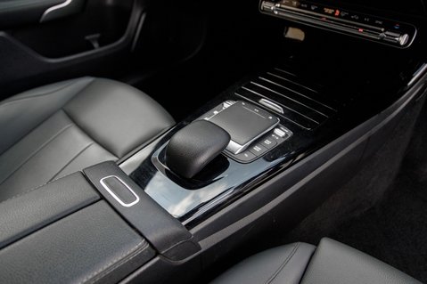 Mercedes-Benz A Class A 180 SPORT EXECUTIVE EDITION 35