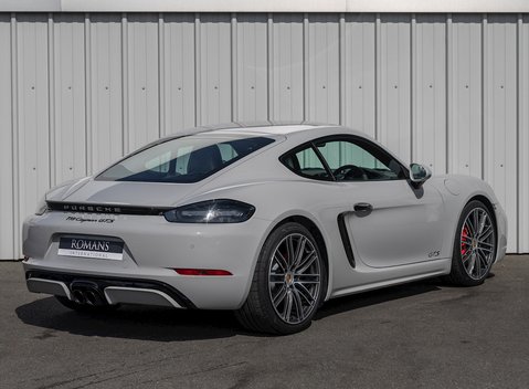 Porsche 718 Cayman GTS 7