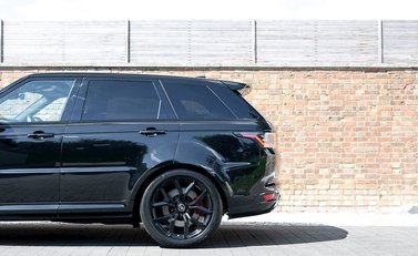 Land Rover Range Rover Sport 5.0 SVR 31