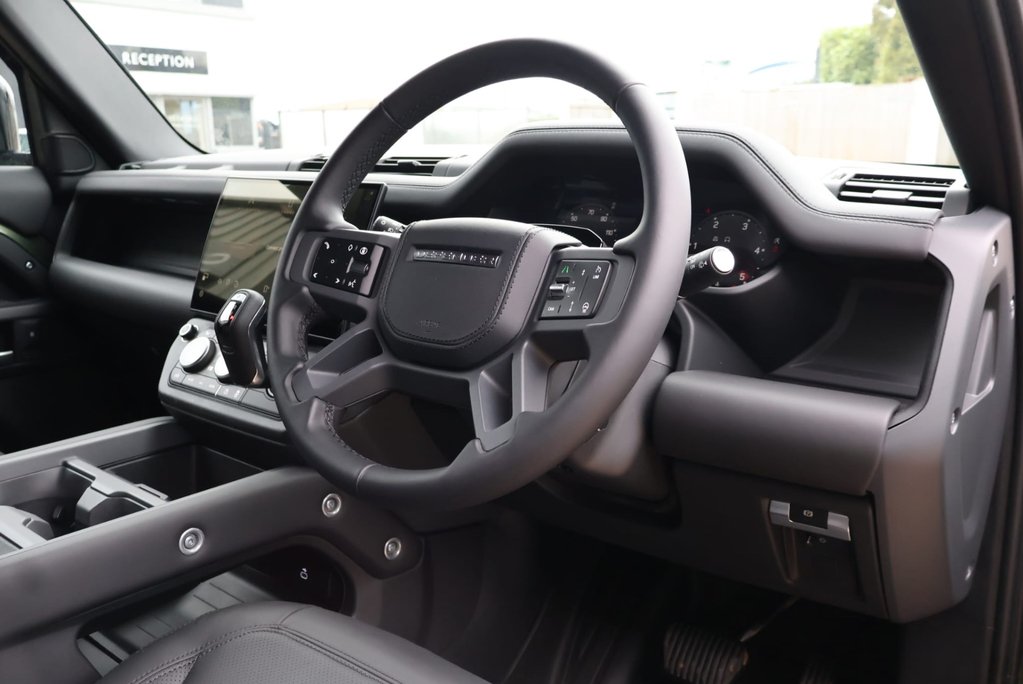 Land Rover Defender 110 BRAND NEW HARD TOP X-DYNAMIC HSE 350 WITH A GENUINE REAR SEAT CONVERSION  13