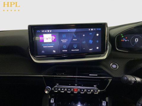 Peugeot 2008 1.2 PureTech Allure SUV 5dr Petrol EAT Euro 6 (s/s) (130 ps) 17