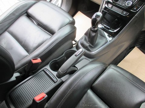 Vauxhall Mokka X 1.4i Turbo ecoTEC Elite Nav Euro 6 (s/s) 5dr 24