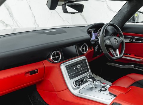 Mercedes-Benz SLS AMG 15
