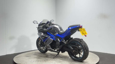 Lexmoto LXR 2020 7K 125CC SPORTS BIKE LEARNER PROJECT BIKE 6