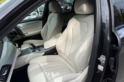BMW 5 Series 520D M SPORT - RARE SOPHISTO GREY WITH IVORY LEATHER INTERIOR  3