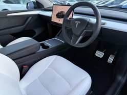 Tesla Model Y (Dual Motor) Performance SUV 5dr Electric Auto 4WDE (426 bhp) 2