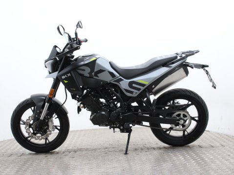 Benelli BKX 125 S 13