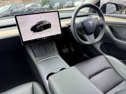 Tesla Model Y (Dual Motor) Long Range SUV 5dr Electric Auto 4WDE (384 bhp) 29