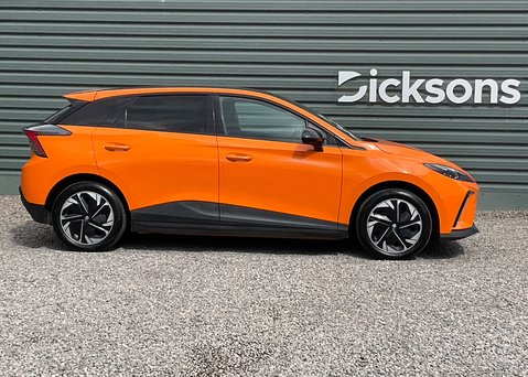 MG MG4 EV 64kWh TROPHY 8
