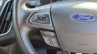 Ford Focus 1.0T EcoBoost ST-Line Hatchback 5dr Petrol Auto Euro 6 (s/s) (125 ps) 35