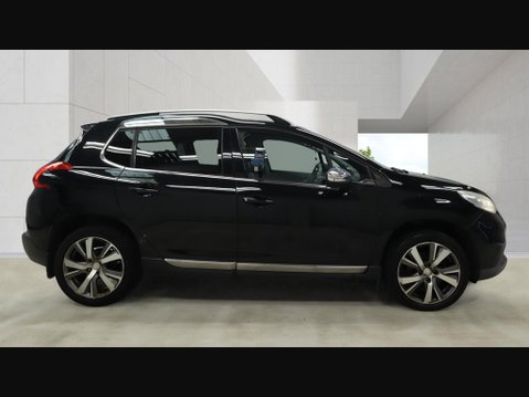 Peugeot 2008 BLUE HDI S/S FELINE MISTRAL 22