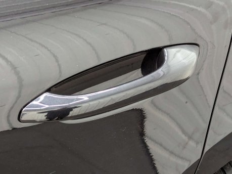 Porsche Macan 2.0 Macan Semi-Auto 4WD 5dr 32