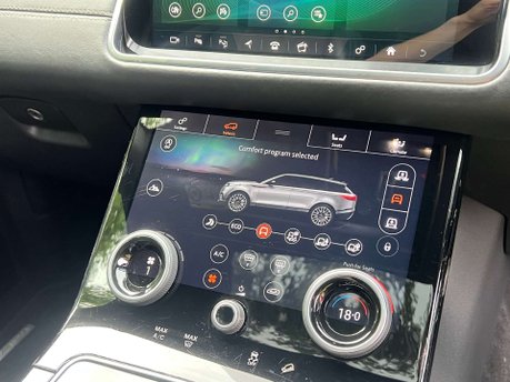 Land Rover Range Rover Velar 3.0 Range Rover Velar R-Dynamic HSE D300 Auto 4WD 5dr 33