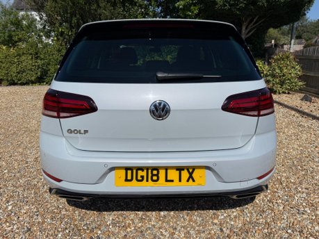 Volkswagen Golf 2.0 TDI R-Line Euro 6 (s/s) 5dr 9