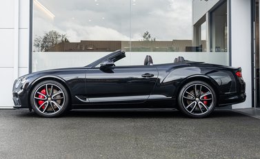 Bentley Continental GTC V8 4