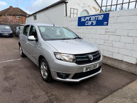 Dacia Sandero 1.5 dCi Laureate Euro 5 5dr 9