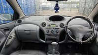 Toyota Yaris 1.3 VVT-i 16v CDX Hatchback 5dr Petrol Automatic (160 g/km, 85 bhp) 9