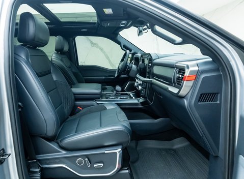 Ford F150 Raptor Supercrew 17