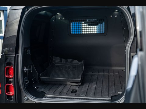 Land Rover Defender 3.0 Defender Hard Top X-Dynamic HSE DMHEV A 4WD 3dr 22