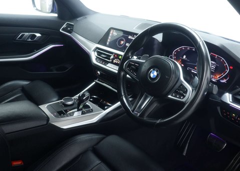BMW 3 Series 2.0 320i M Sport Saloon 4dr Petrol Auto Euro 6 (s/s) (184 ps) 46