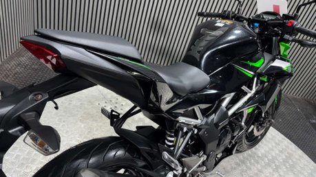 Kawasaki Z 2023 125CC NAKED BIKE MOT 10/27 WARRANTY SERVICED 1 OWNER 8