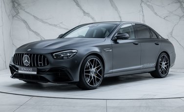 Mercedes-Benz E Class E63 S AMG FINAL EDITION 1
