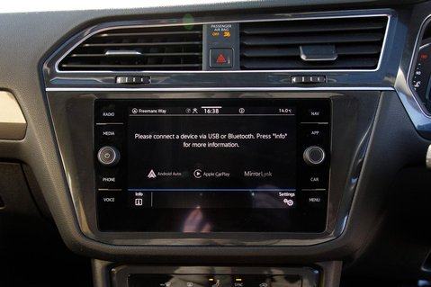 Volkswagen Tiguan Allspace LIFE TSI DSG 30