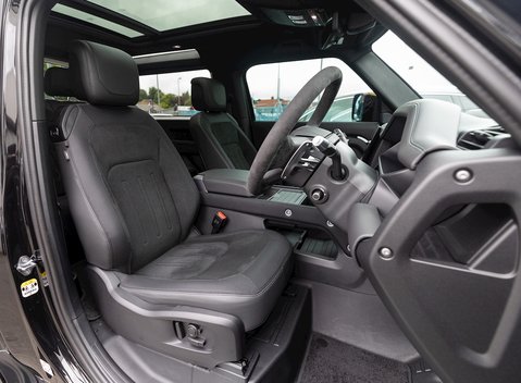 Land Rover Defender V8 12
