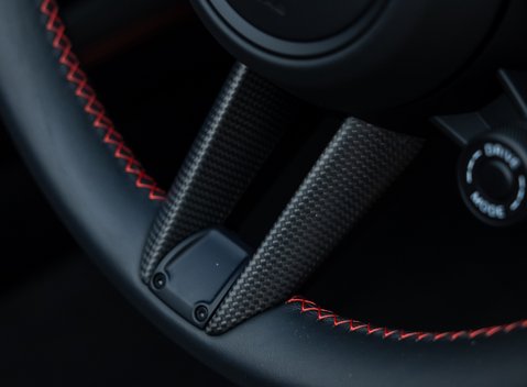 Porsche 911 Targa 4 GTS (992) 17